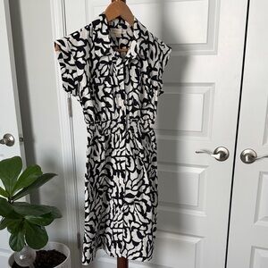 Black & White Abstract Shirt Midi Dress by Monteau Los Angeles Size Small